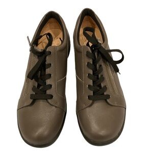 Ziera Space Leather Casual Sneakers Size 39 Taupe